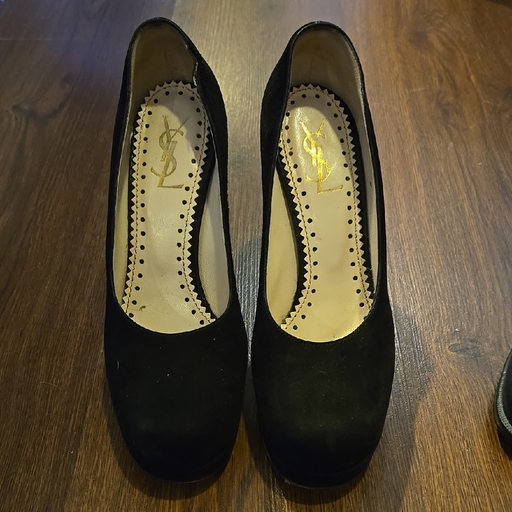Yves Saint Laurent Black Suede Women's Shoes Platfirm 4 Inch Like New Sz 38